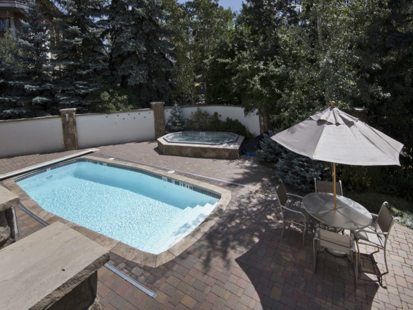 Three Bedroom Plus Den Vail Vacation Rental Sleeps 7